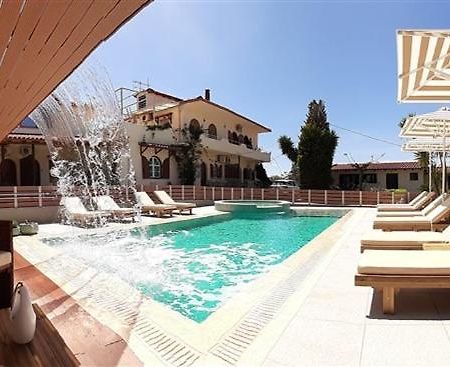 Athina Apartments Stoúpa エクステリア 写真