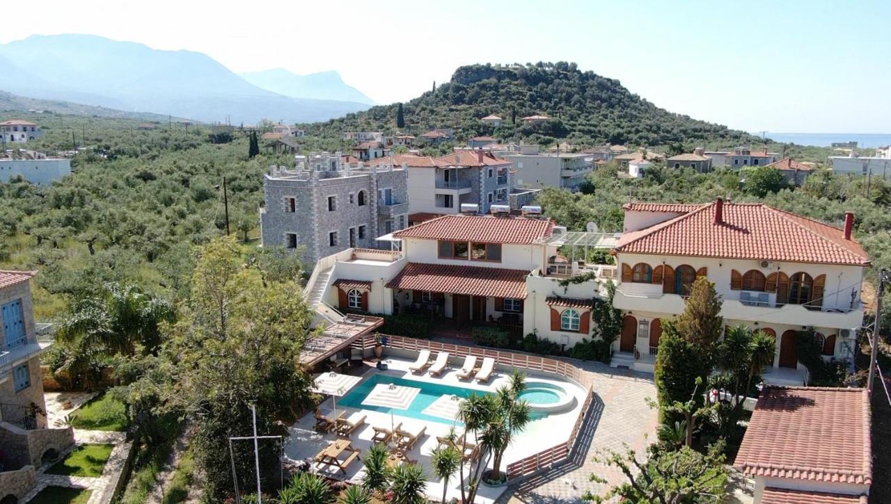Athina Apartments Stoúpa エクステリア 写真