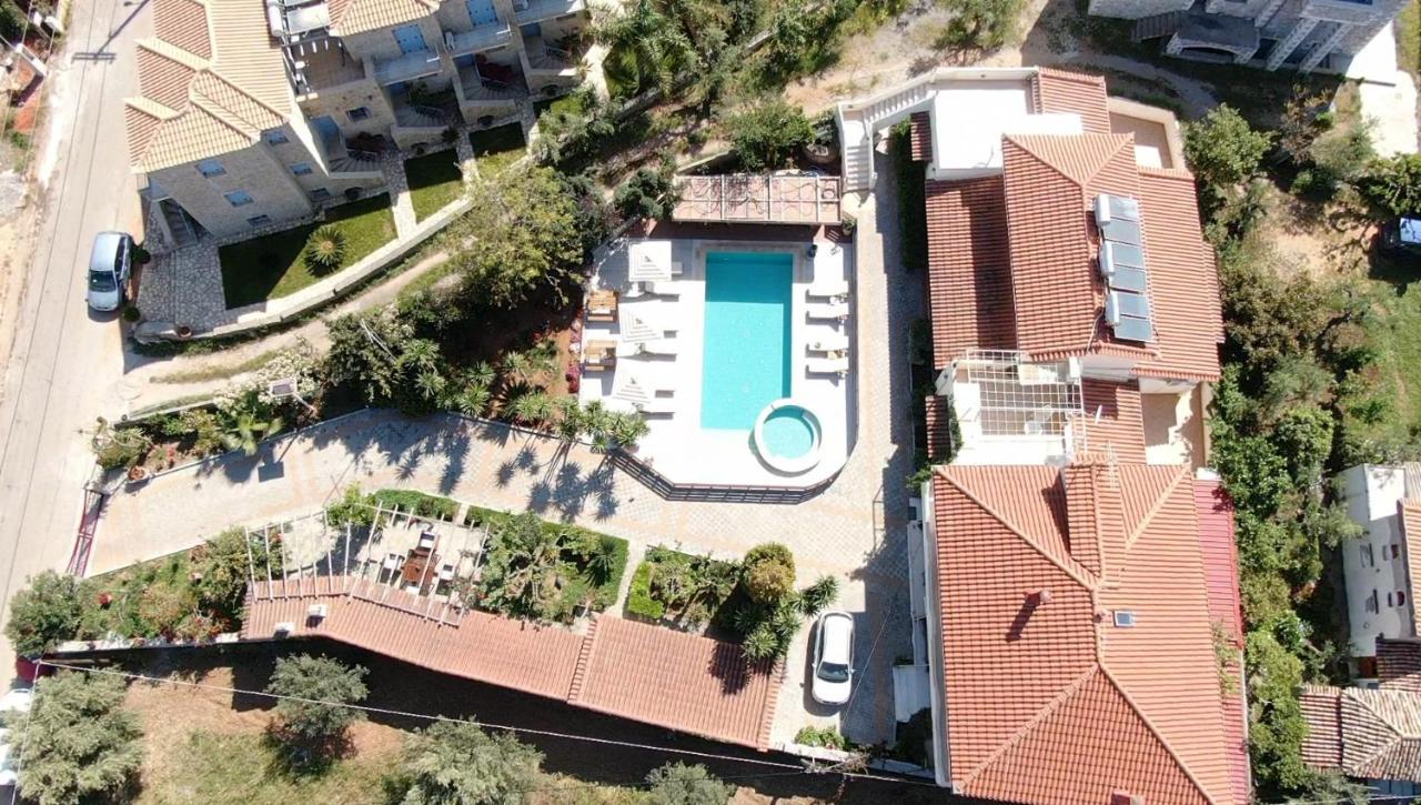 Athina Apartments Stoúpa エクステリア 写真