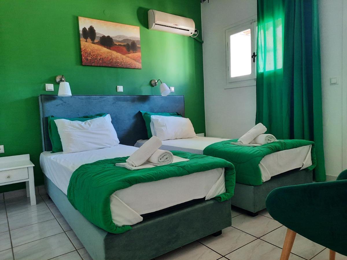 Athina Apartments Stoúpa エクステリア 写真