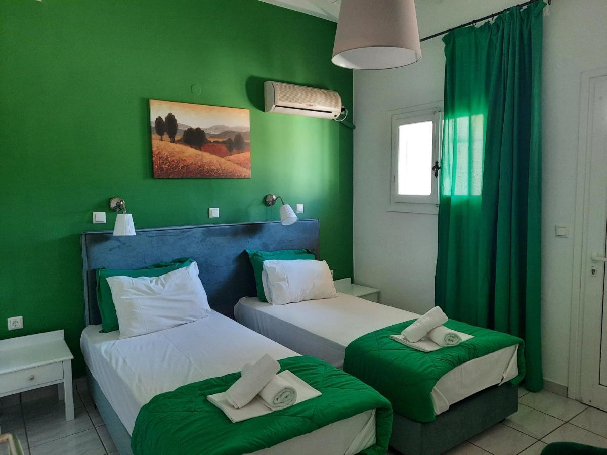 Athina Apartments Stoúpa エクステリア 写真